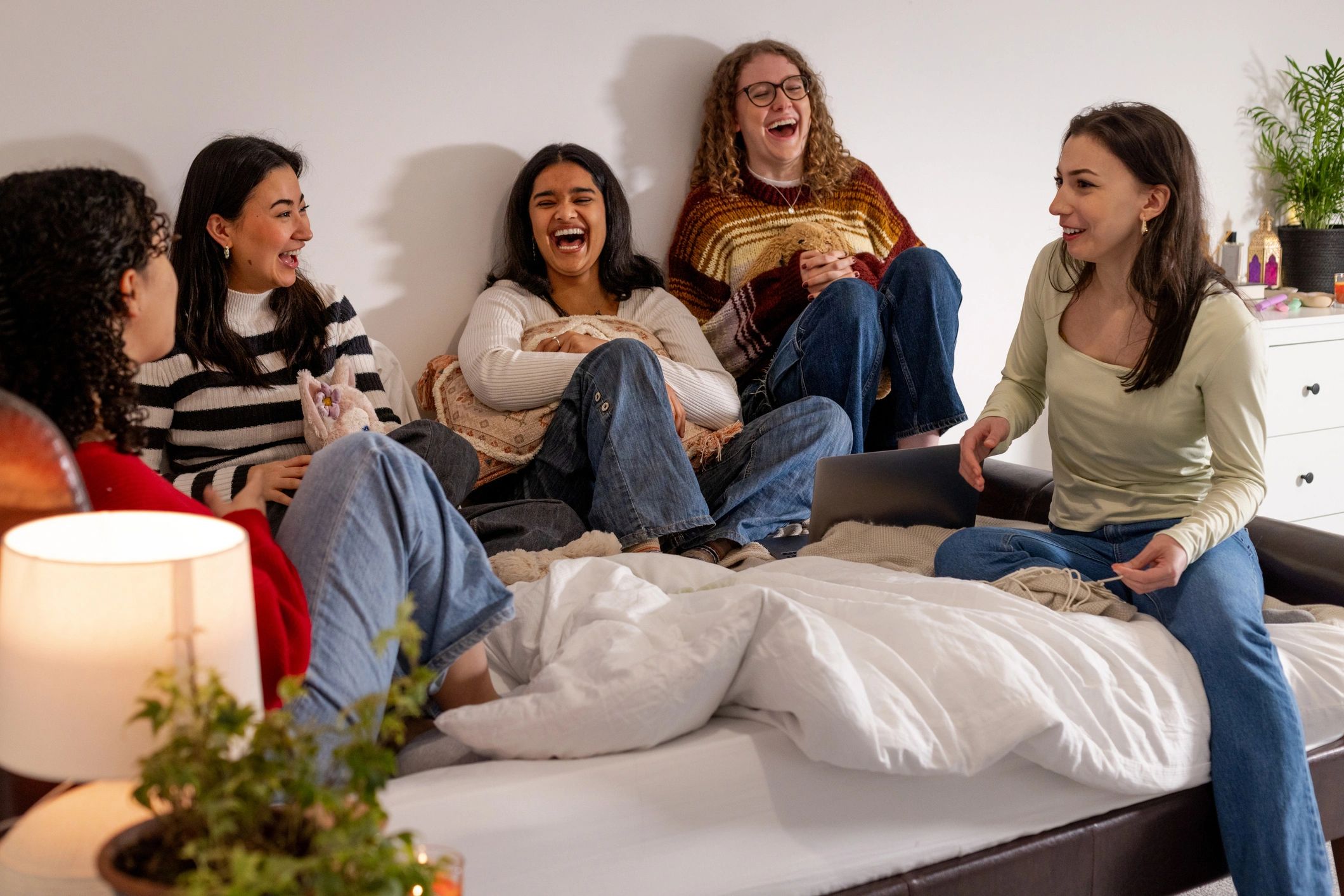 College students learning together in a collaborative campus setting
